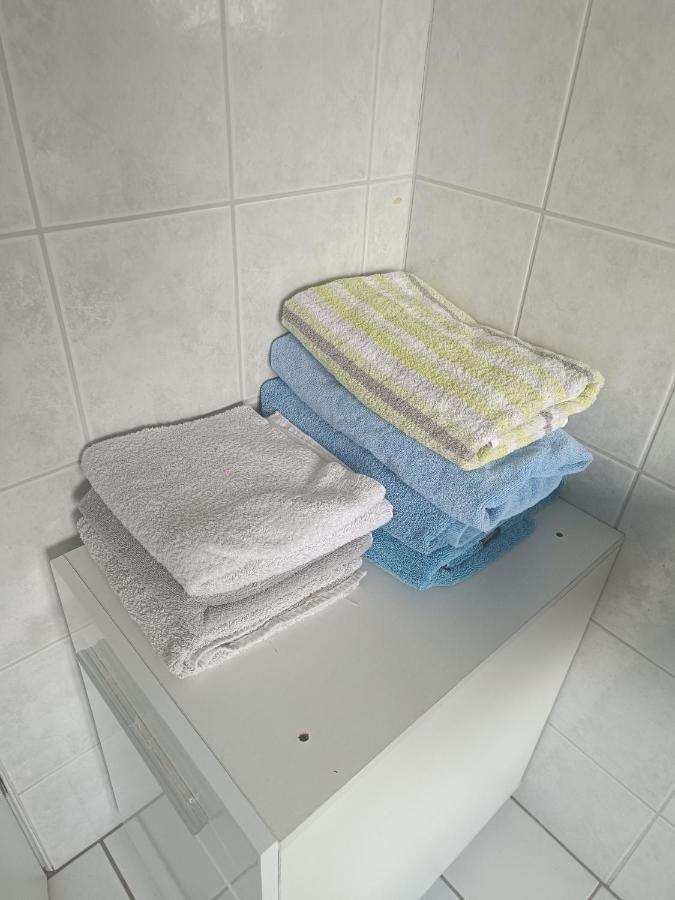 In Villa 56 Qm Apartment, 24 H Check-In,Free Parking Hannover Esterno foto