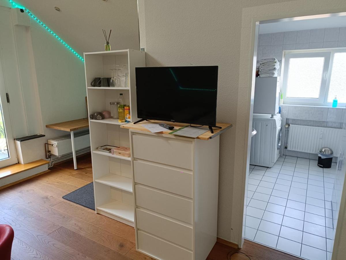 In Villa 56 Qm Apartment, 24 H Check-In,Free Parking Hannover Esterno foto
