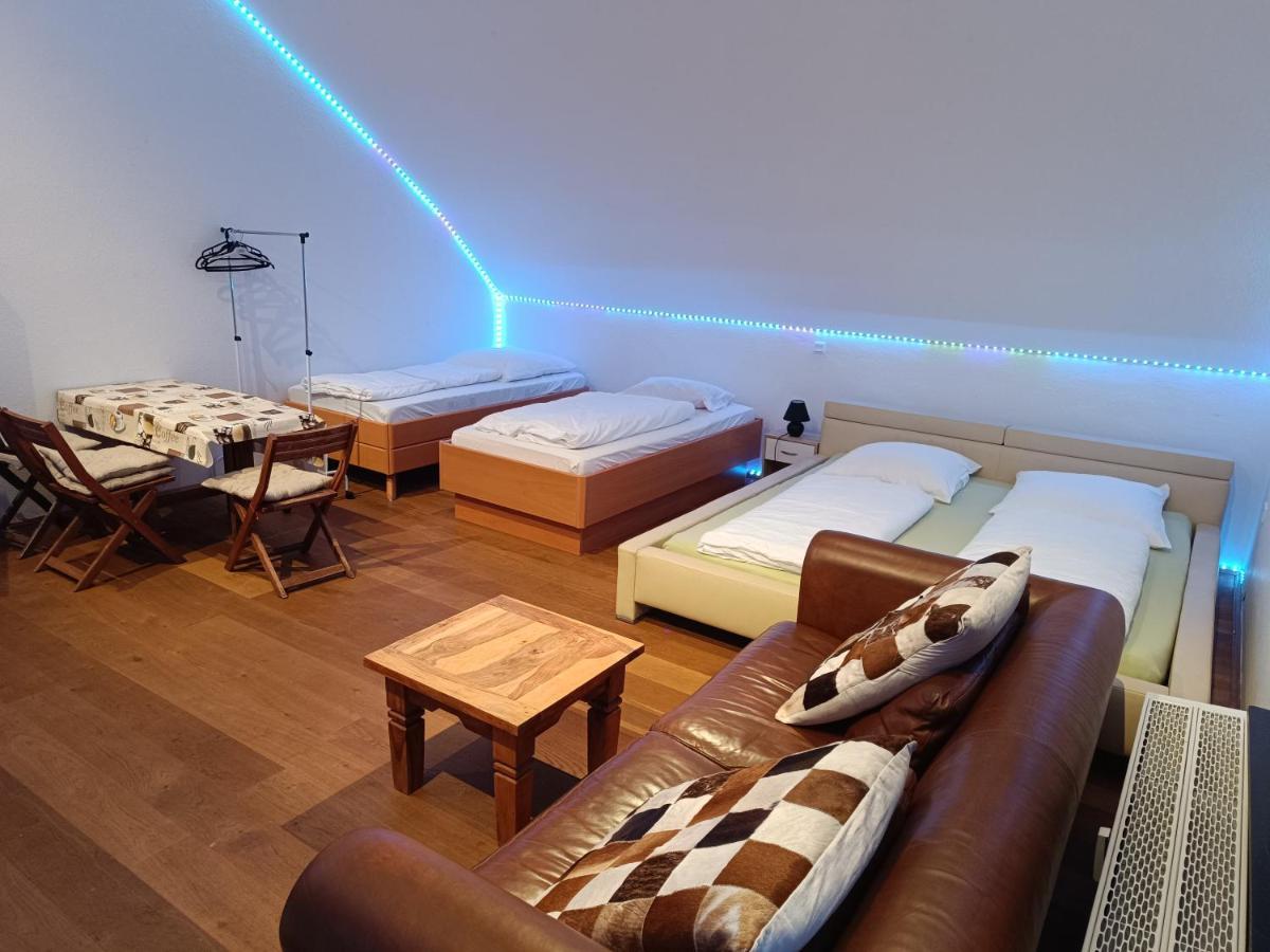 In Villa 56 Qm Apartment, 24 H Check-In,Free Parking Hannover Esterno foto